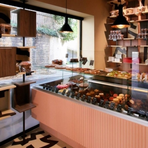 Aménagement intérieur Pâtisserie – Chocolaterie VEY
