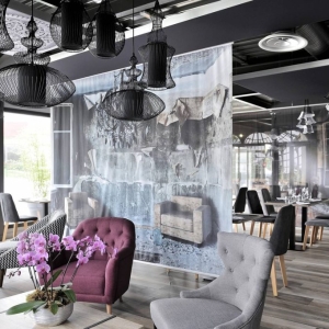 Transformation et aménagement intérieur d’un ancien garage automobile en restaurant haut de gamme à Granves-Sales
