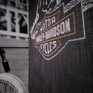 Architecte d’intérieur à Lyon pour la conception d’une concession Harley-Davidson unique