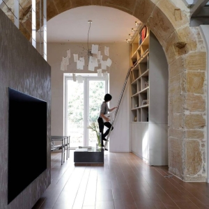 Rénovation et aménagement intérieur d’une ancienne chapelle du XII ème siècle dans la région lyonnaise