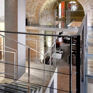 Rénovation et aménagement intérieur d’une ancienne chapelle du XII ème siècle dans la région lyonnaise